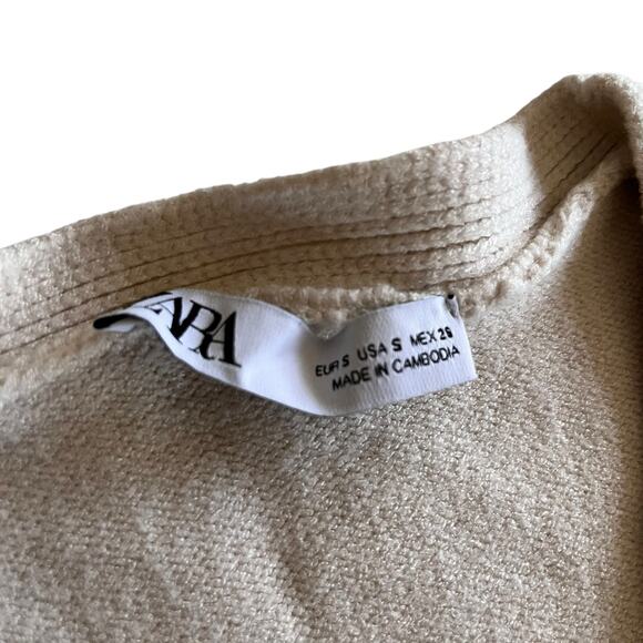 Zara Cream Black Striped Knit Sleeveless Cardigan Sweater Vest Size Small - Picture 3 of 6